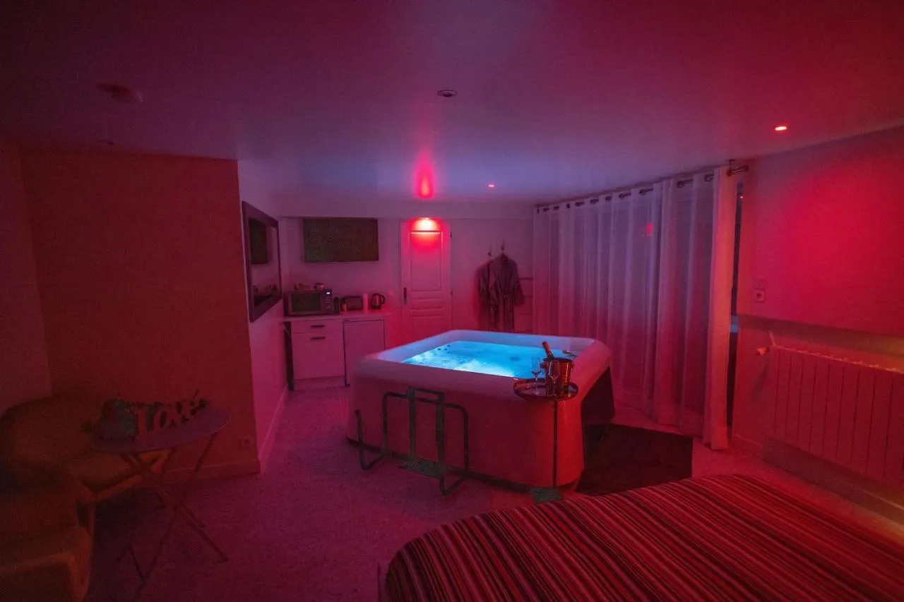 Les Suites Love 2 Spa Vue Mer Piscine Marseille
